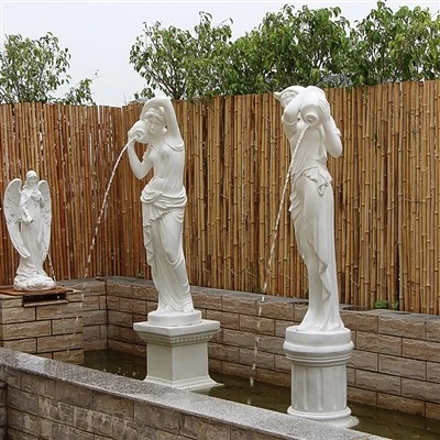 Statui fântână de apă în aer liber
